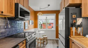 Arts District Abode - Image 3