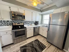 451 El Matador 2 Bedroom Condo by RedAwning - Image 3
