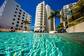 Jack & Newell Holiday Apartments - Image 2
