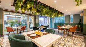 The PratiQ Luxe - Paschim Vihar - Image 3