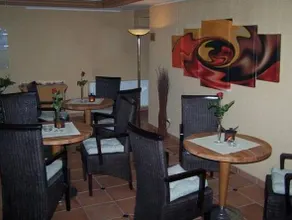 Hotel Central Garni - Image 2