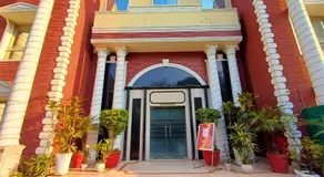 Hotel Cymbal ( sector 31 Gurgaon) - Image 4