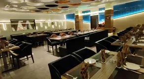 Hotel Decent - Image 3