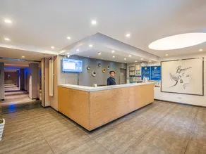7 Days Premium Beijing Xiehe Hospital Chaoyangmen Dongsi Subway Station Branch - Image 3