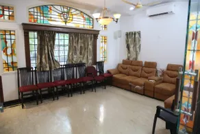 BOUTIQUE BUNGALOW - Image 5