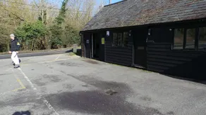 The Stables Lodge Stansted - Image 2