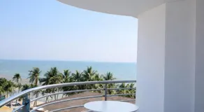 The Beach Bangsaen by Thanthita next to Wonnapa beach FREE DISNEY PLUS - Image 4