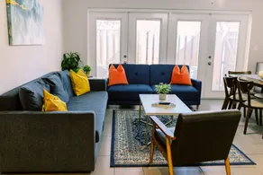 Bayview Apartments By Lowkl - Image 4