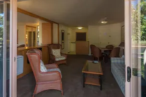 Pacific Bay Resort - Image 2