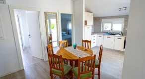 Agradable apartamento vacacional con jardín, barbacoa y terraza - Image 4