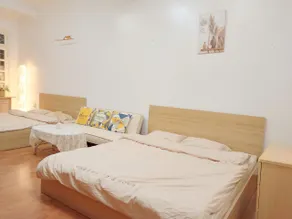 MiMi Homestay-Delux room for 4 persons-2King beds - Image 5