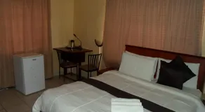 Hardrock Guest House - Image 2