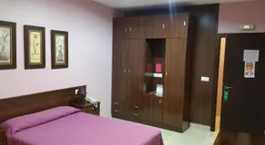 Hotel León - Image 2