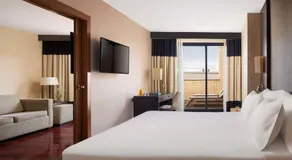 iStay by NH Ciudad de Valencia Hotel - Image 2