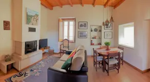 Casa de Sampaio, Castelo Mendo - Image 2