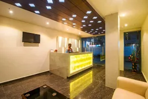Hotel Horizon Hues - Image 3