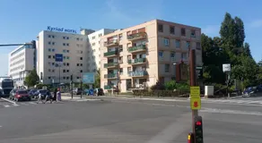 l'escale à 50 m de la gare de viry chatillon - Image 3