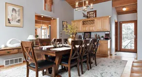 Million Dollar Luxury Villa Ski Fish Hike Raft Mins to downtown - Image 4