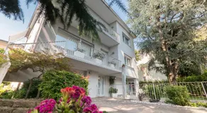 Villa Due Giardini - Image 5