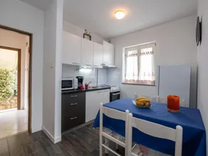Studio Apartment With Balcony A1 - Image 3