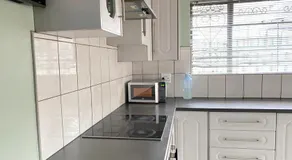 Stay Arcadia Guest House - Image 2