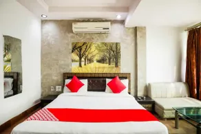 Hotel O Delite Hotel Near Leisure Valley Park - Image 2