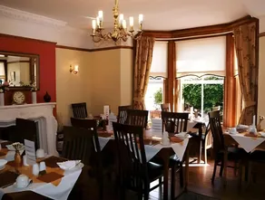 South Park Guest House - Image 3