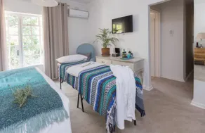Number Eighteen Exclusive Guest Lodge - Image 4