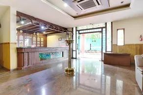 GD International Redfort - Image 3