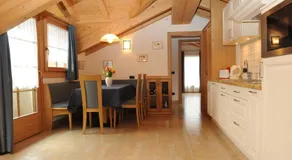 Chalet Tea Da Bondi - Image 4