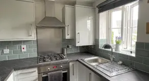 Flat in Filton Mod Rolls Royce gkn - Image 3