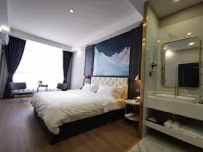 Blue Ocean Luxury Hotel (Qujing Energy School Branch) - Image 2