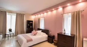 NV Seafront Studios AV Properties - Image 4