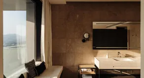 Aranya Sanya Lanshan Hotel - Image 2