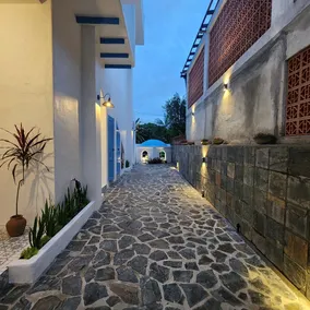Ipoh Santorini Hideaway - Hotel Inspired - Image 2