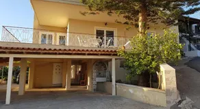 Sea View apartment - Image 4