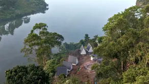 Lake and Leaf - Image 5