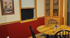 Spacious Family Retreat with ADA Ramp and ADA bathroom - Image 4