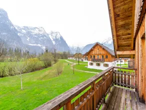 Modern Chalet i Obertraun med terrass - Image 5
