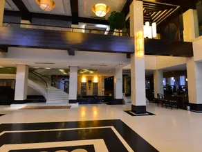Baodao Exhibition Center Hotel - Image 5