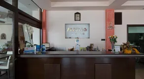 Flisvos Rooms - Image 4
