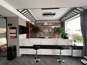 Home Inn - Huayi Select Hotel - Xinzhouyuanpinggaotiexizhan - Image 5