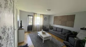 Cozy Apartment - Image 2