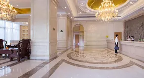 Vienna International Hotel Foshan Beijiao New City Meidi Headquarter - Image 2