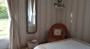" Chez NADOU " 2 Chambres d' Hôtes dans maison indépendante à 4 Kms d'Uzès - Image 2