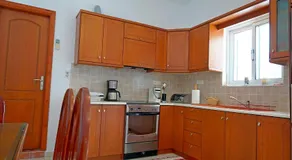 Polyraki's Cottage - Image 3