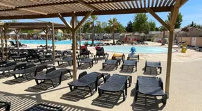 Mobil-home avec terrasse et piscine chauffée - Image 3
