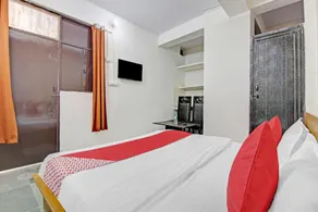 Hotel O Royal - Image 2