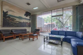 Grand Kembar Hotel Mitra RedDoorz - Image 4