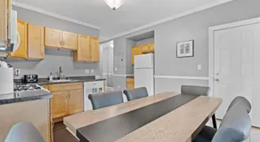 Spacious apartments near Ashmont - Image 5